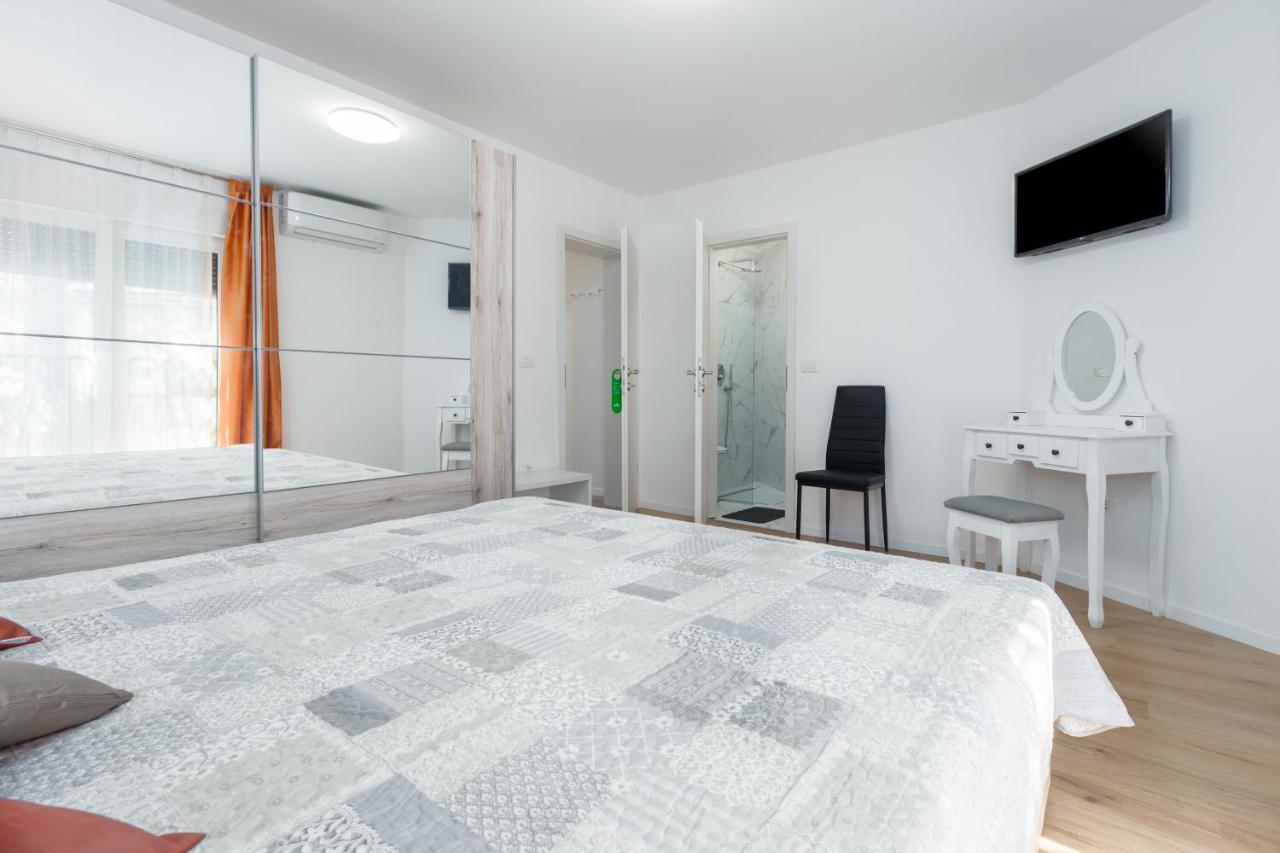 Apartman Porec Center Sea Esterno foto
